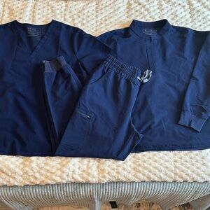 FIGS Navy Scrub Set